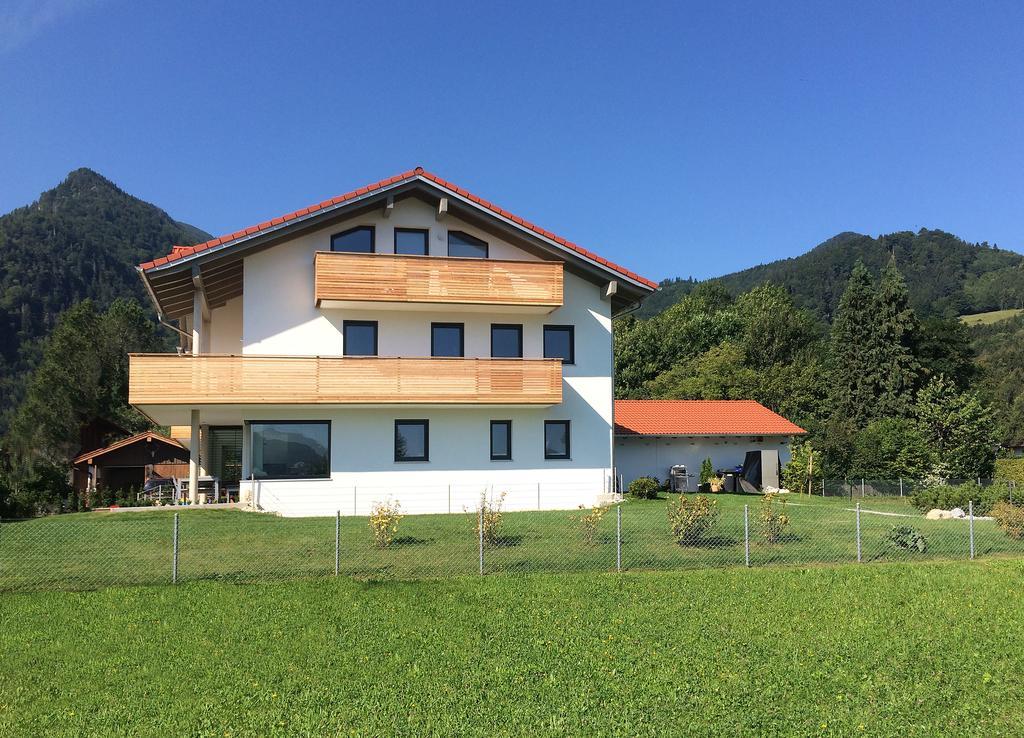 5-Sterne Active Ferienwohnung Chiemgau Marquartstein Δωμάτιο φωτογραφία